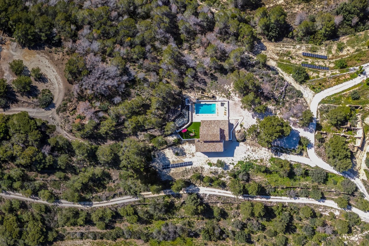 4 makuuhuone Maalaistalo myytävänä paikassa Benissa mukana uima-altaan 
autotalli - 1 095 000 € (Ref: 8681041)