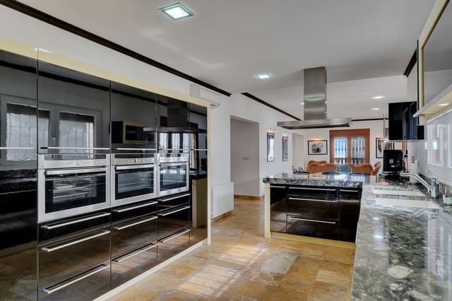 4 sypialnia Willa na sprzedaż w Beniarbeig z basenem - 895 000 € (Ref: 8818160)