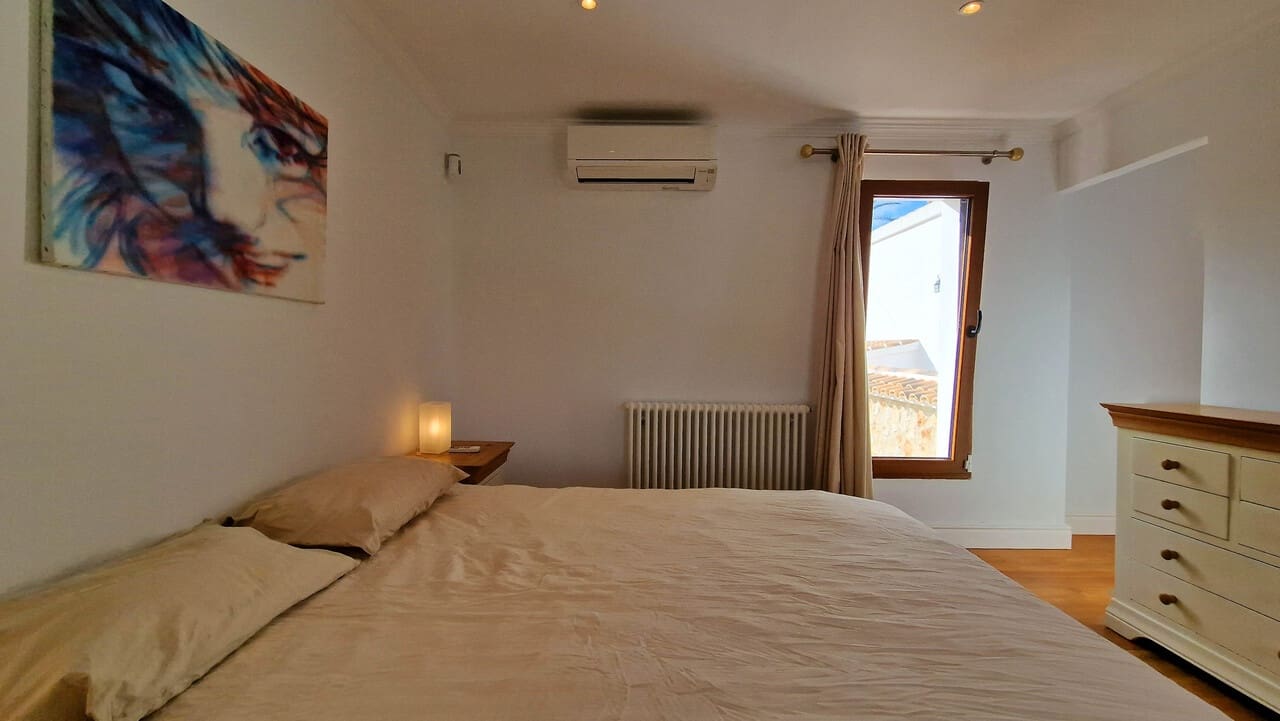 4 sypialnia Willa na sprzedaż w Orba z basenem - 645 000 € (Ref: 8824070)