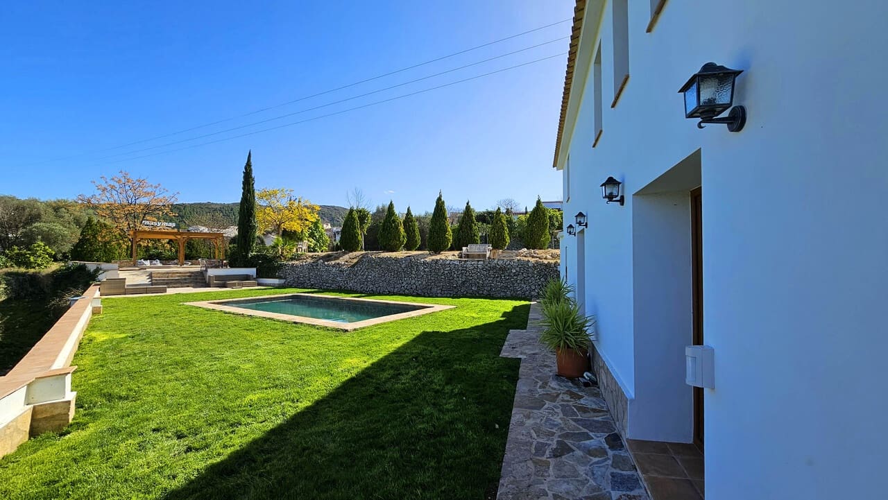 4 sypialnia Willa na sprzedaż w Orba z basenem - 645 000 € (Ref: 8824070)