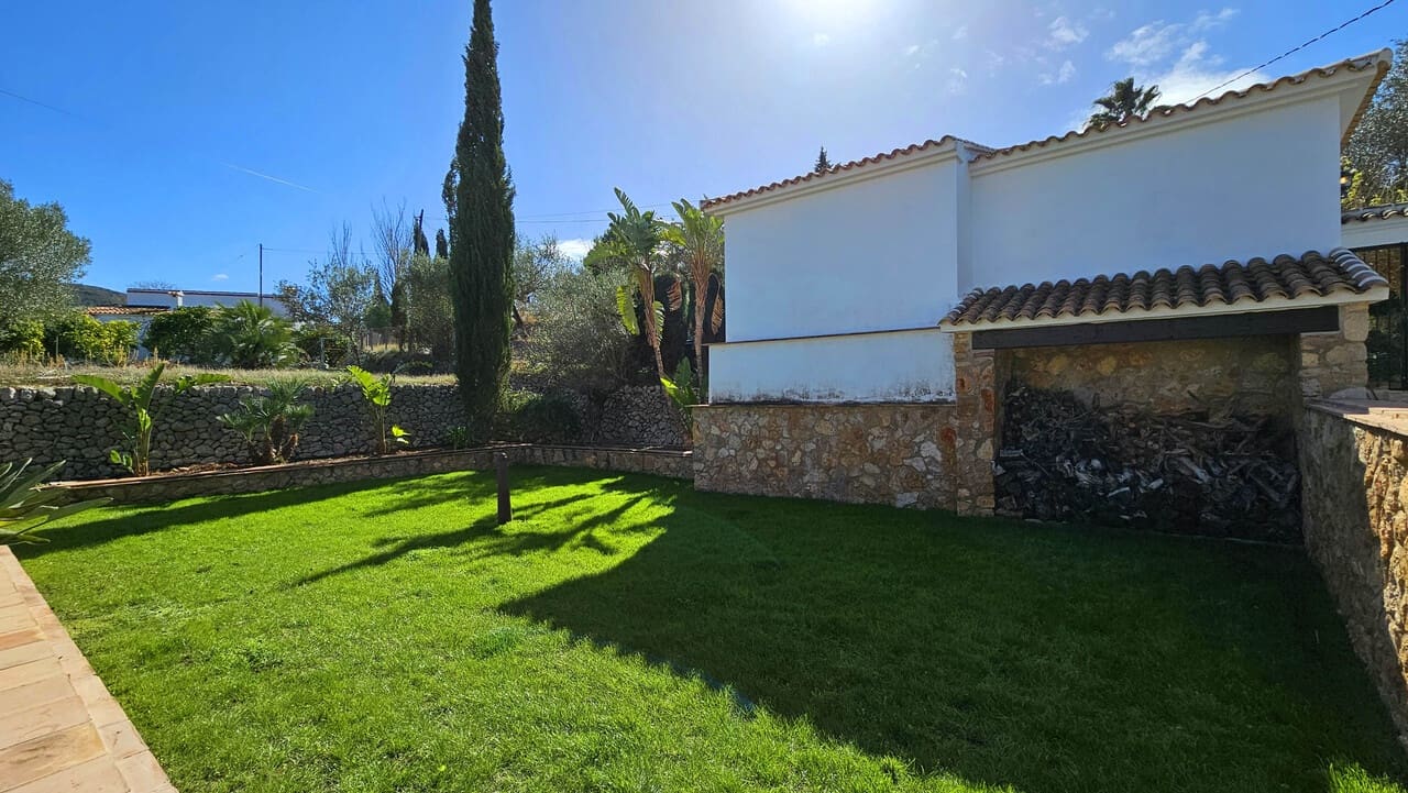 4 sypialnia Willa na sprzedaż w Orba z basenem - 645 000 € (Ref: 8824070)