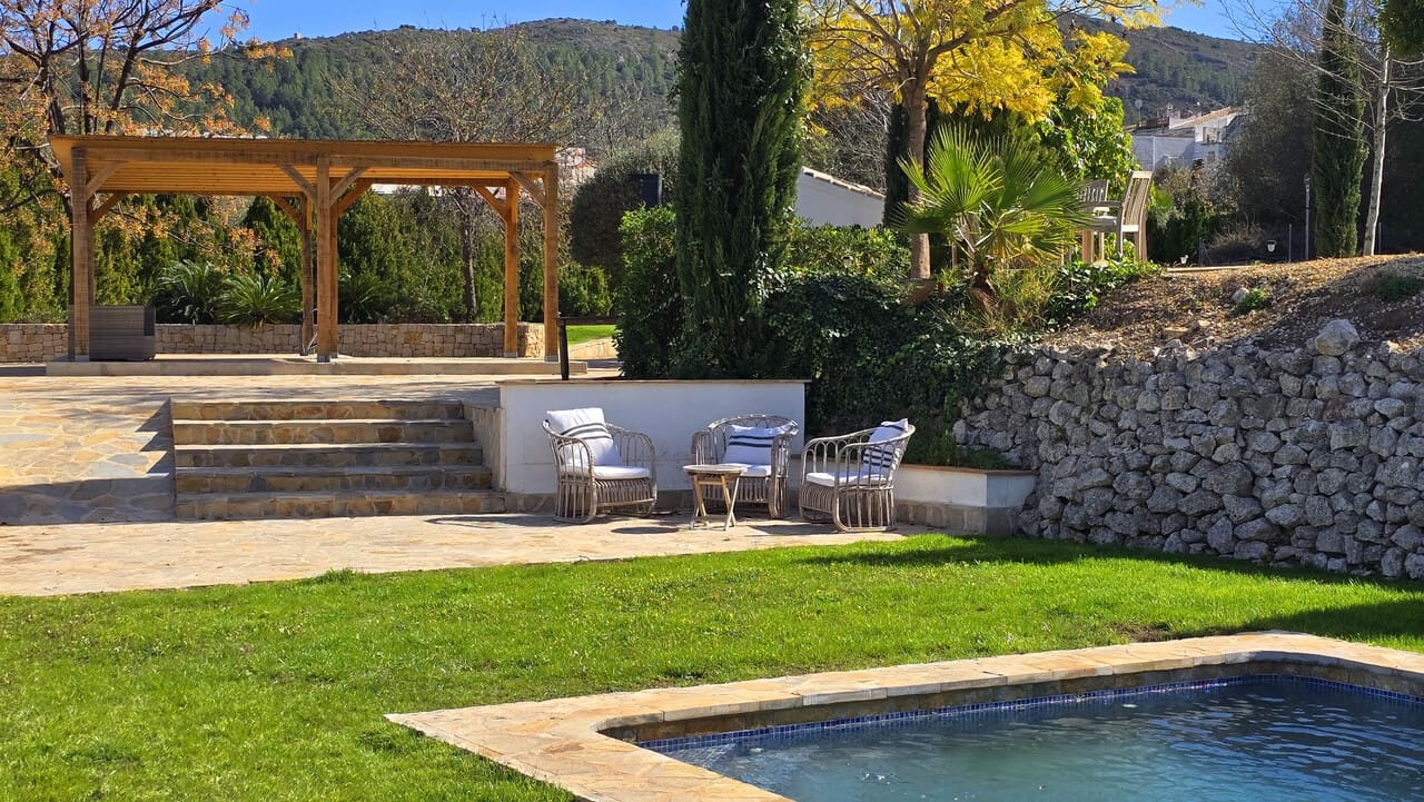 4 sypialnia Willa na sprzedaż w Orba z basenem - 645 000 € (Ref: 8824070)