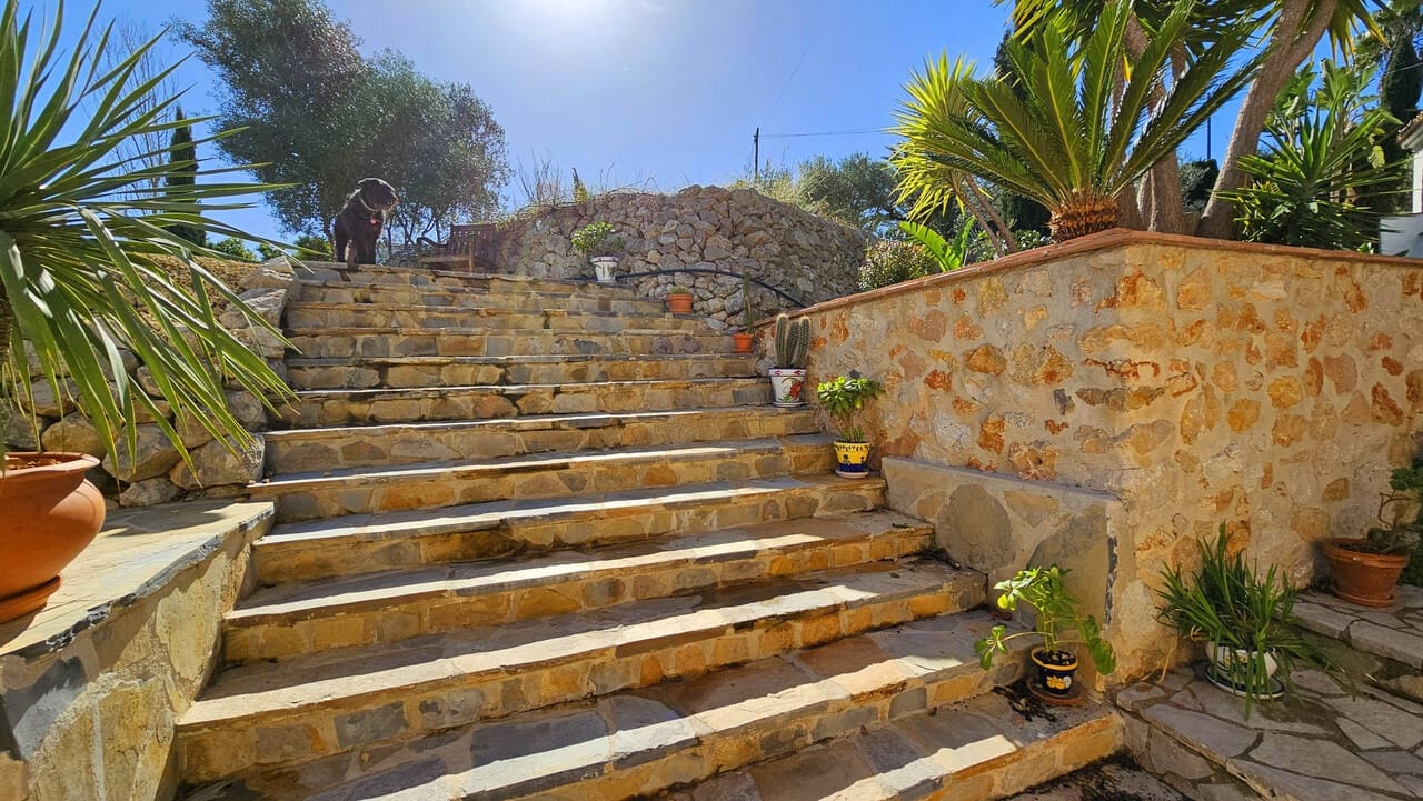 4 sypialnia Willa na sprzedaż w Orba z basenem - 645 000 € (Ref: 8824070)