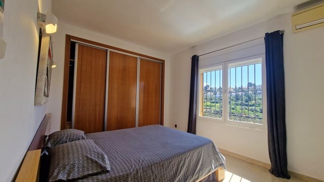 5 camera da letto Villa in vendita in Orba con piscina garage - 499.000 € (Rif: 8937847)