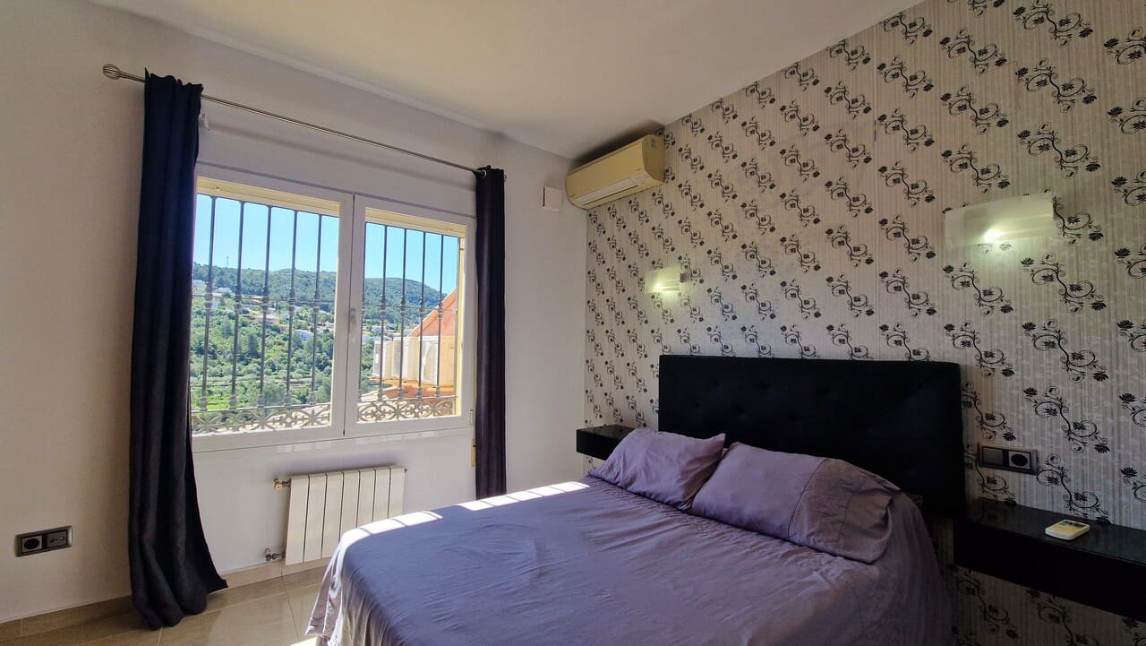 5 camera da letto Villa in vendita in Orba con piscina garage - 499.000 € (Rif: 8937847)