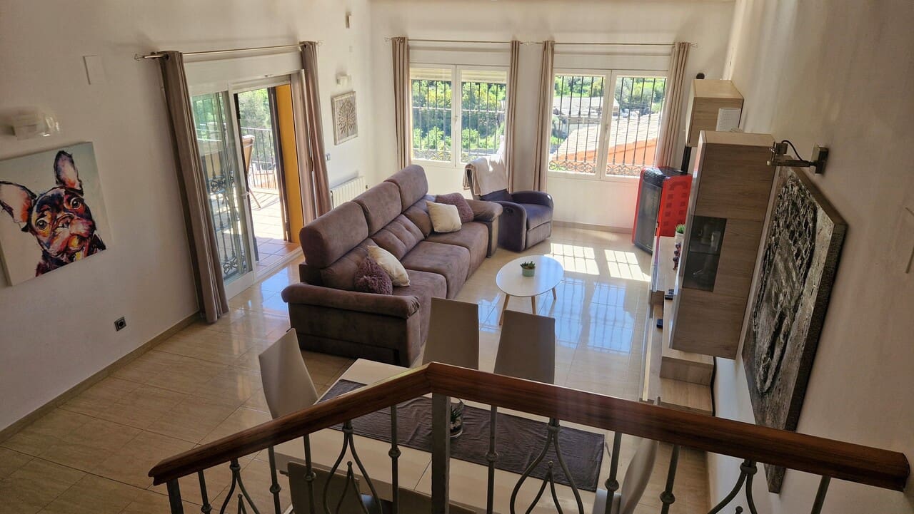 5 camera da letto Villa in vendita in Orba con piscina garage - 499.000 € (Rif: 8937847)