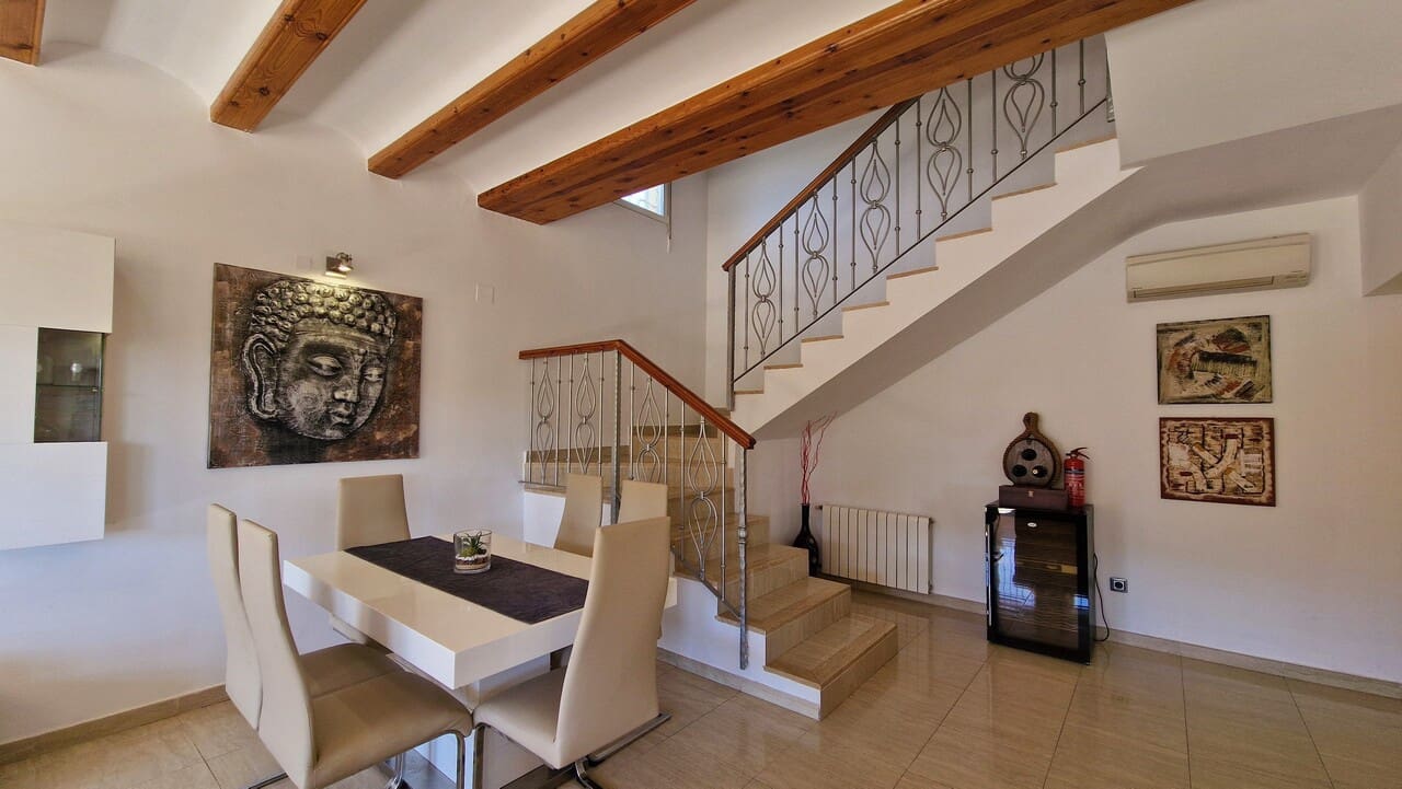 5 camera da letto Villa in vendita in Orba con piscina garage - 499.000 € (Rif: 8937847)