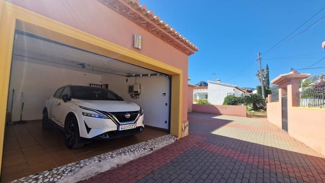 5 camera da letto Villa in vendita in Orba con piscina garage - 499.000 € (Rif: 8937847)