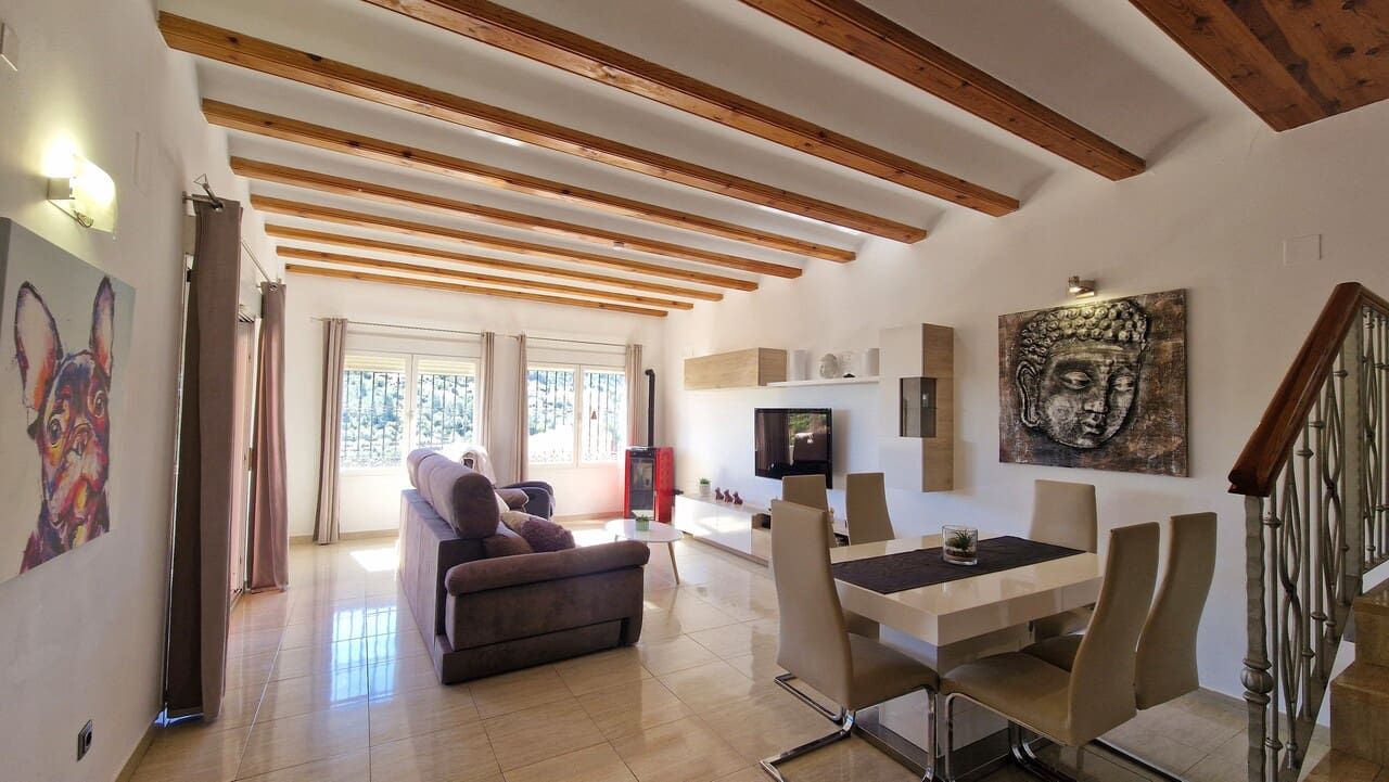 5 camera da letto Villa in vendita in Orba con piscina garage - 499.000 € (Rif: 8937847)