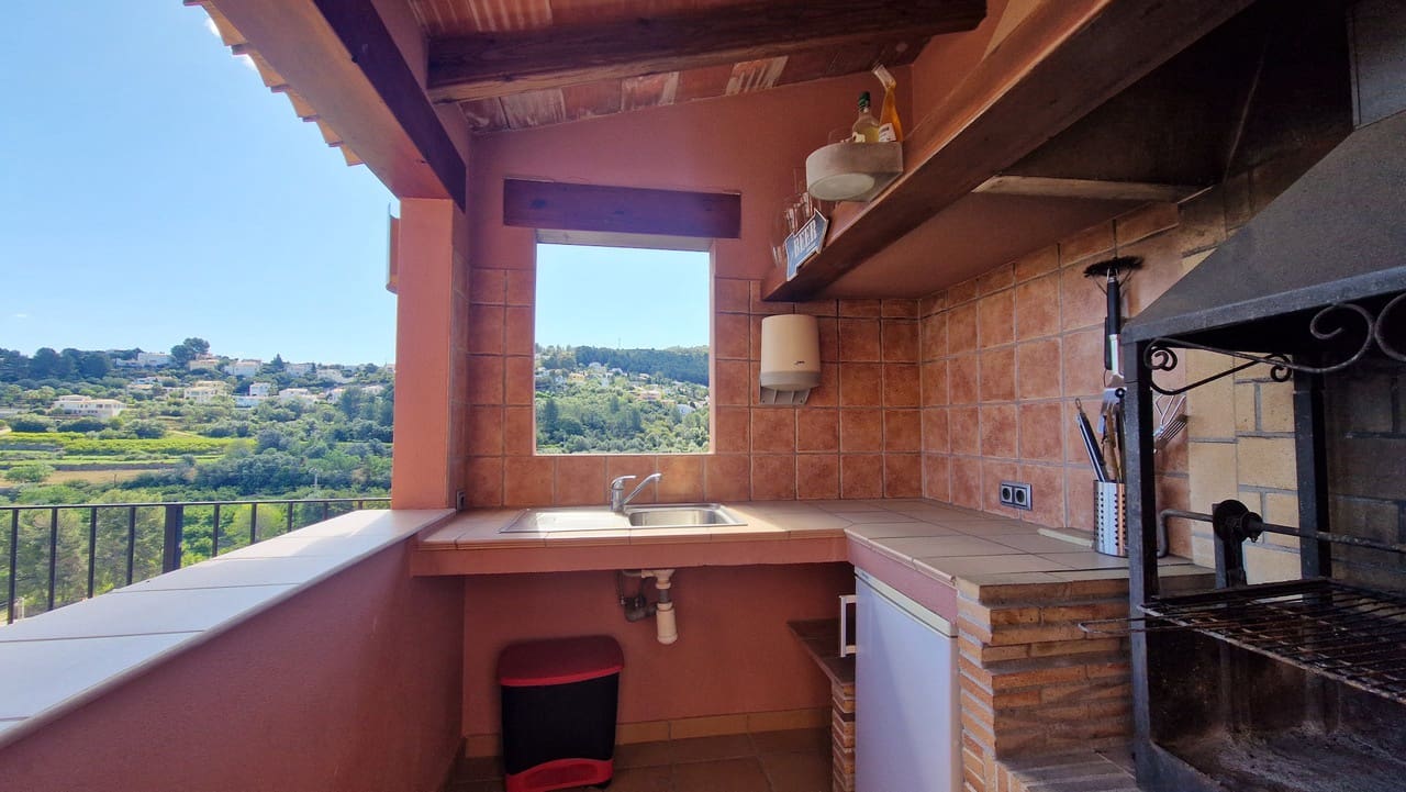 5 camera da letto Villa in vendita in Orba con piscina garage - 499.000 € (Rif: 8937847)