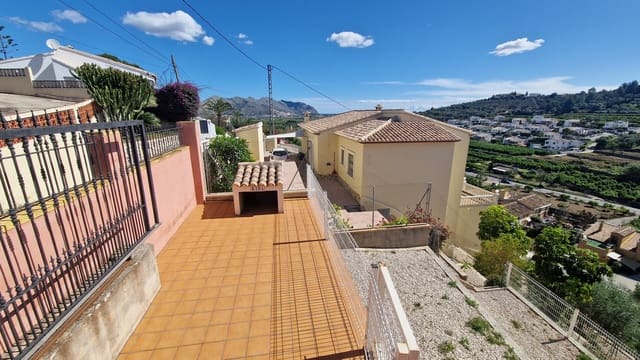 5 camera da letto Villa in vendita in Orba con piscina garage - 499.000 € (Rif: 8937847)