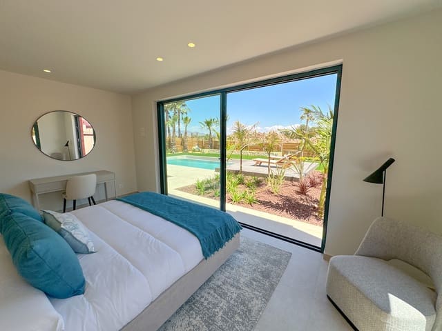 3 soverom Villa til salgs i Las Cunas, Cuevas del Almanzora med svømmebasseng - € 825 000 (Ref: 8947568)