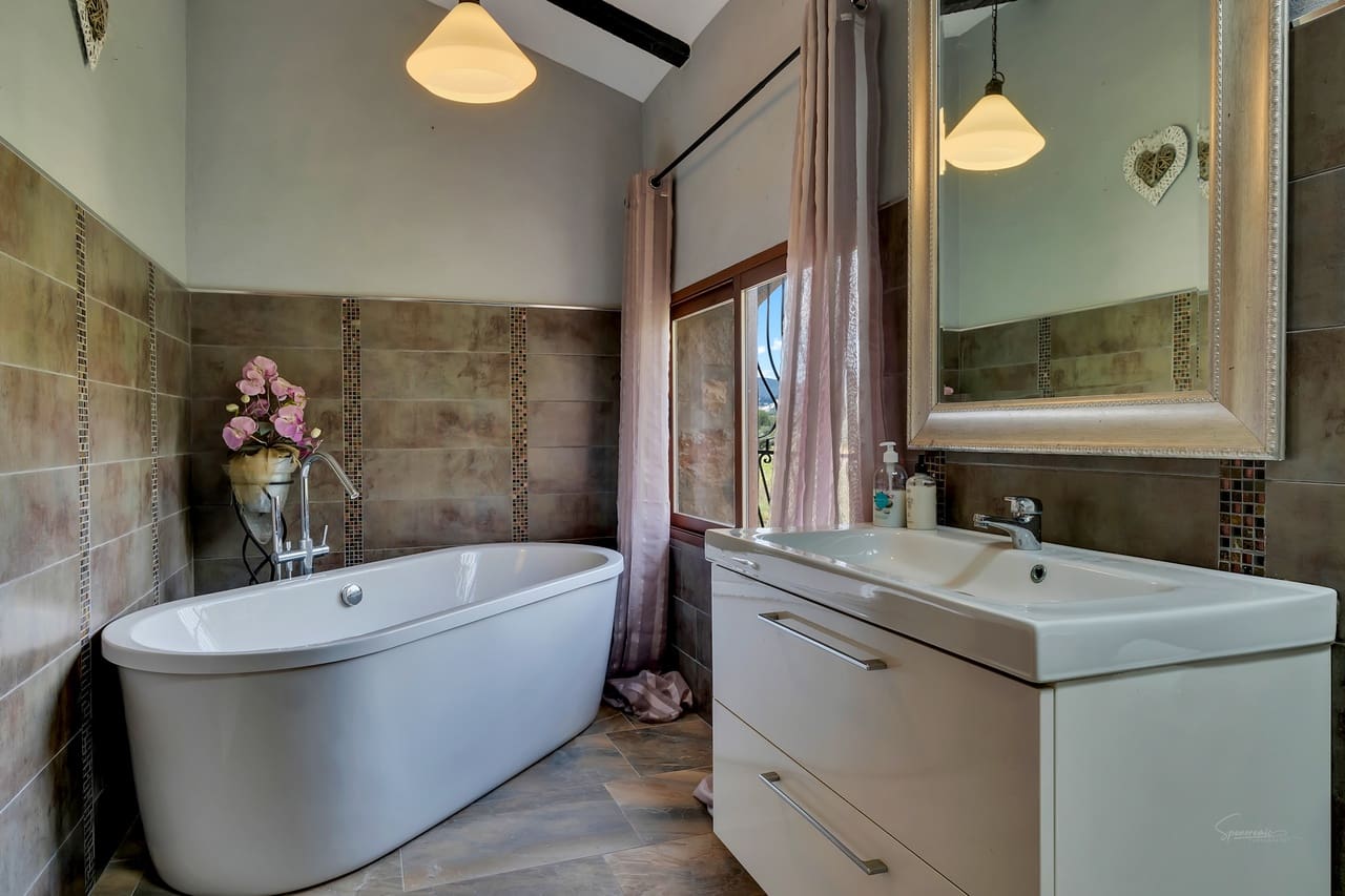 4 sypialnia Finka/Dom wiejski na sprzedaż w Lliber z basenem - 575 000 € (Ref: 8989930)