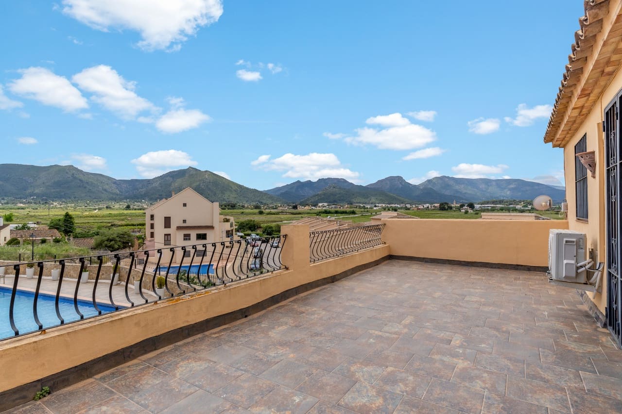 4 sypialnia Finka/Dom wiejski na sprzedaż w Lliber z basenem - 575 000 € (Ref: 8989930)