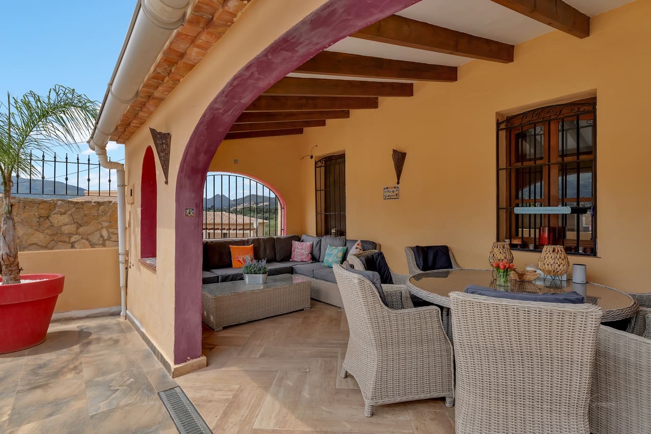 4 sypialnia Finka/Dom wiejski na sprzedaż w Lliber z basenem - 575 000 € (Ref: 8989930)