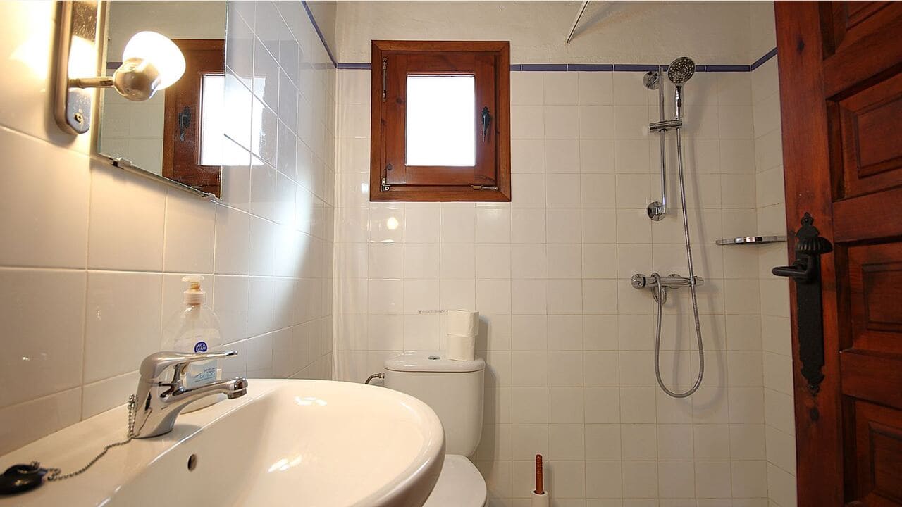 3 soverom Villa til salgs i Orba med svømmebasseng - € 360 000 (Ref: 9340412)