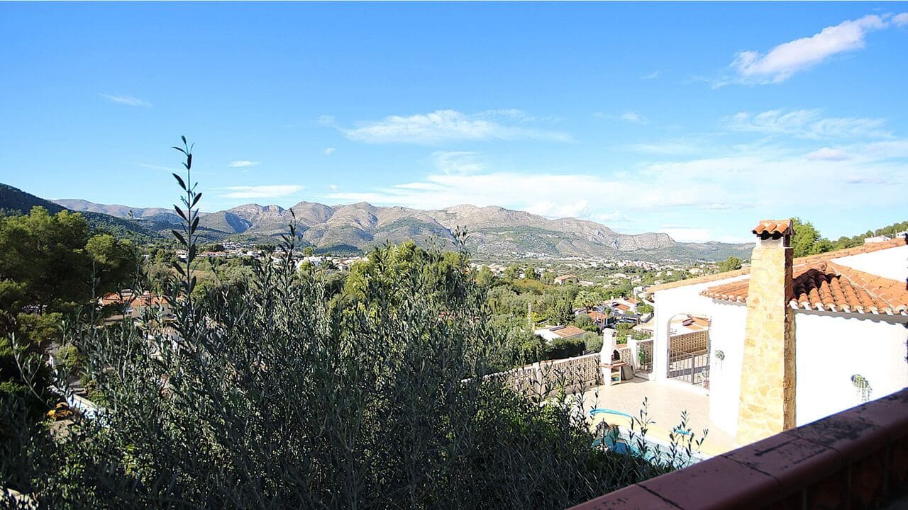 3 soverom Villa til salgs i Orba med svømmebasseng - € 360 000 (Ref: 9340412)