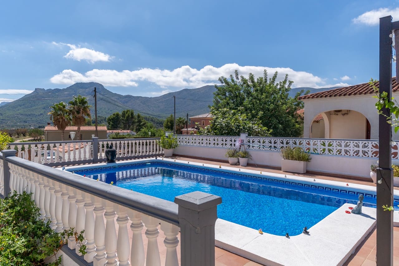 3 bedroom Villa for sale in Alcalali / Alcanali with pool - € 527,000 (Ref: 9340414)