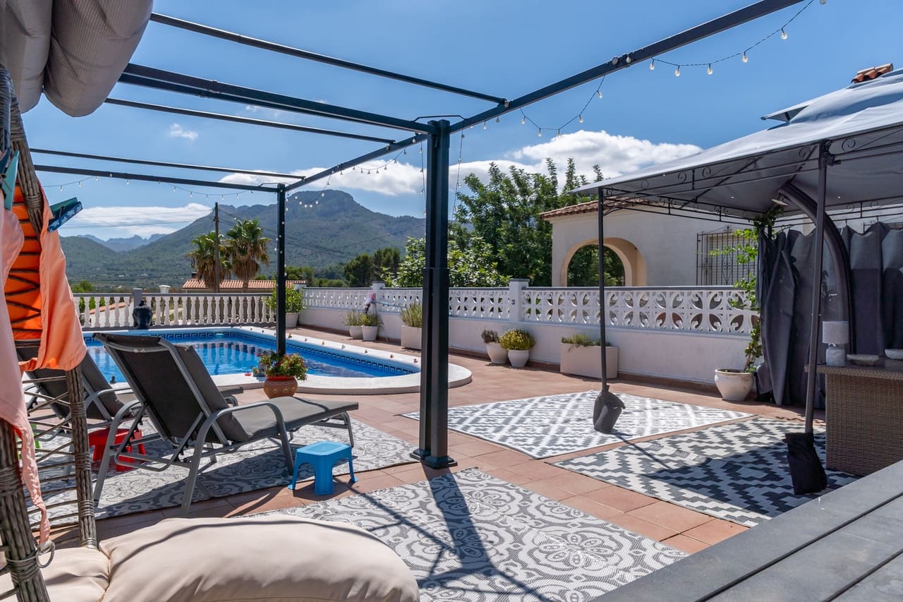 3 bedroom Villa for sale in Alcalali / Alcanali with pool - € 527,000 (Ref: 9340414)