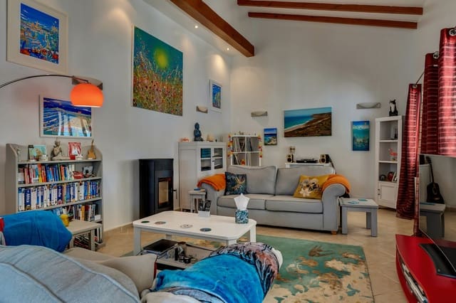 3 bedroom Villa for sale in Alcalalí / Alcanalí with pool - € 527,000 (Ref: 9340414)