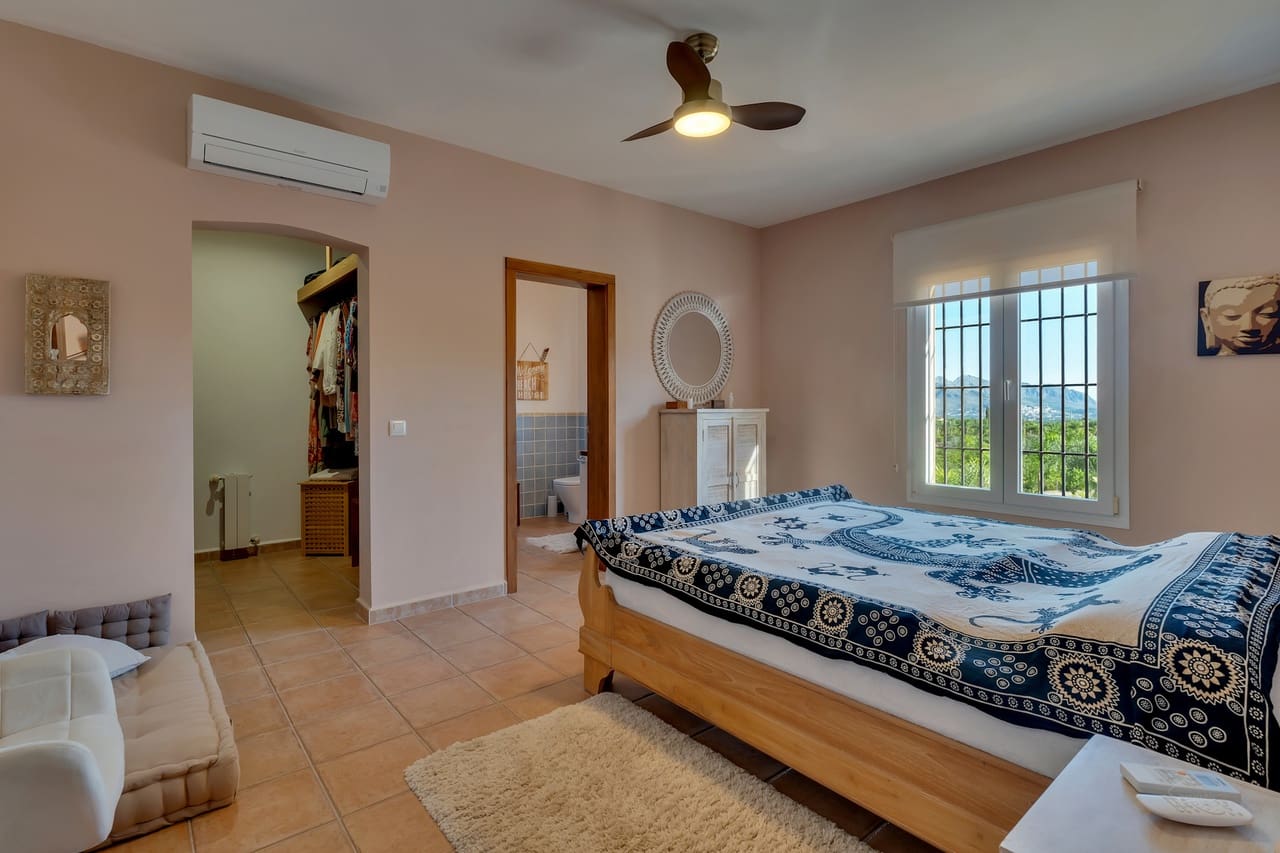 4 camera da letto Finca/Casa di Campagna in vendita in Orba con piscina - 1.250.000 € (Rif: 9340415)