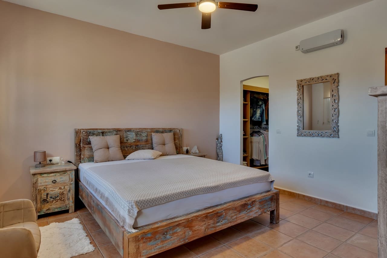 4 camera da letto Finca/Casa di Campagna in vendita in Orba con piscina - 1.250.000 € (Rif: 9340415)