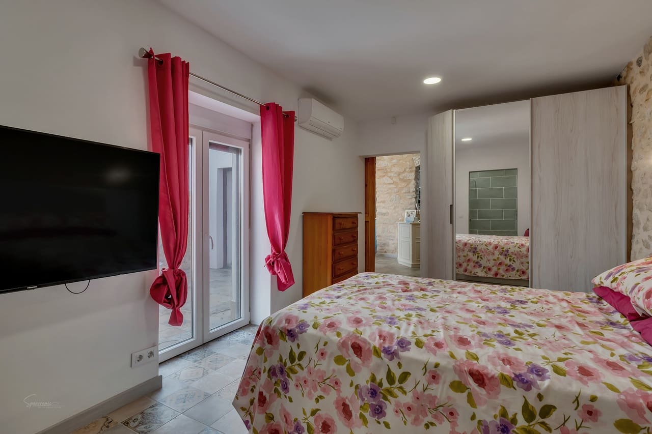 3 bedroom Townhouse for sale in Orba - € 395,000 (Ref: 9340417)