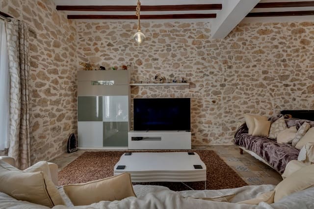 3 sovrum Hus till salu i Orba - 395 000 € (Ref: 9340417)