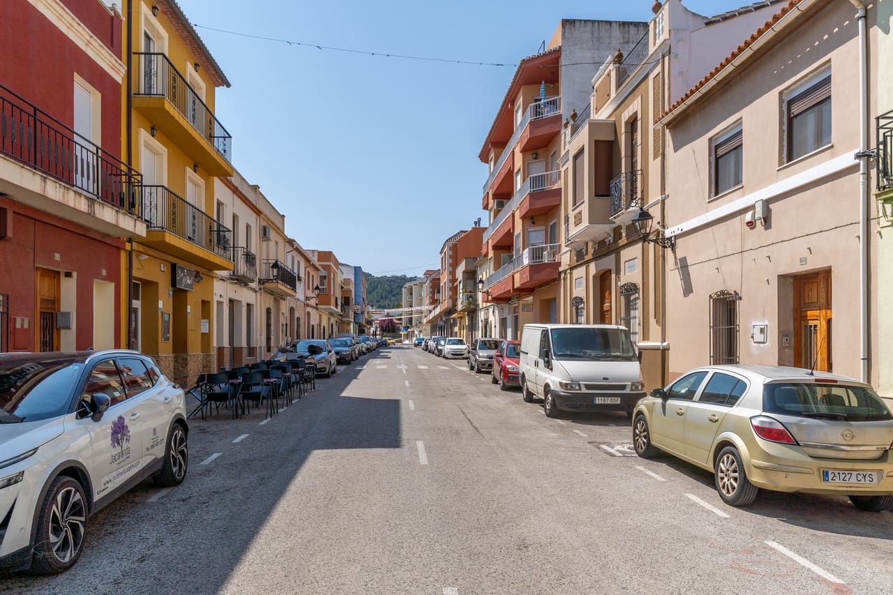 3 bedroom Townhouse for sale in Orba - € 395,000 (Ref: 9340417)
