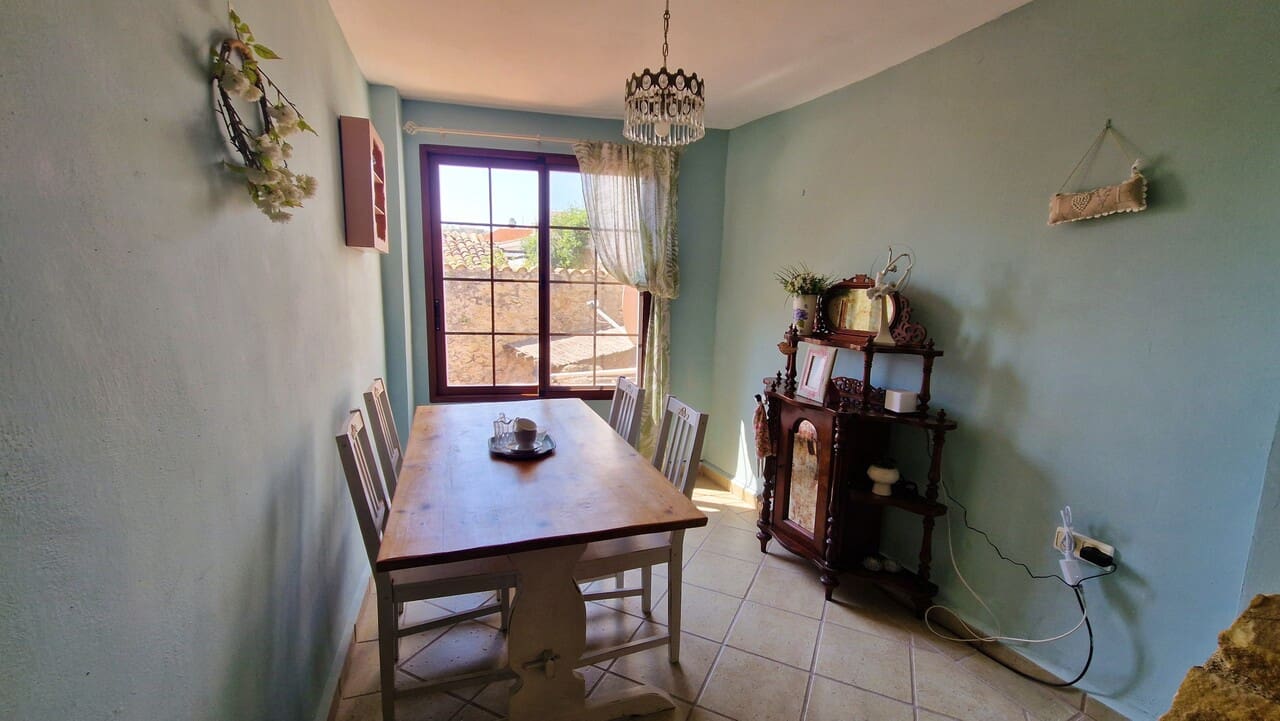 2 quarto Casa em Banda para venda em Tarbena com garagem - 150 000 € (Ref: 9340418)