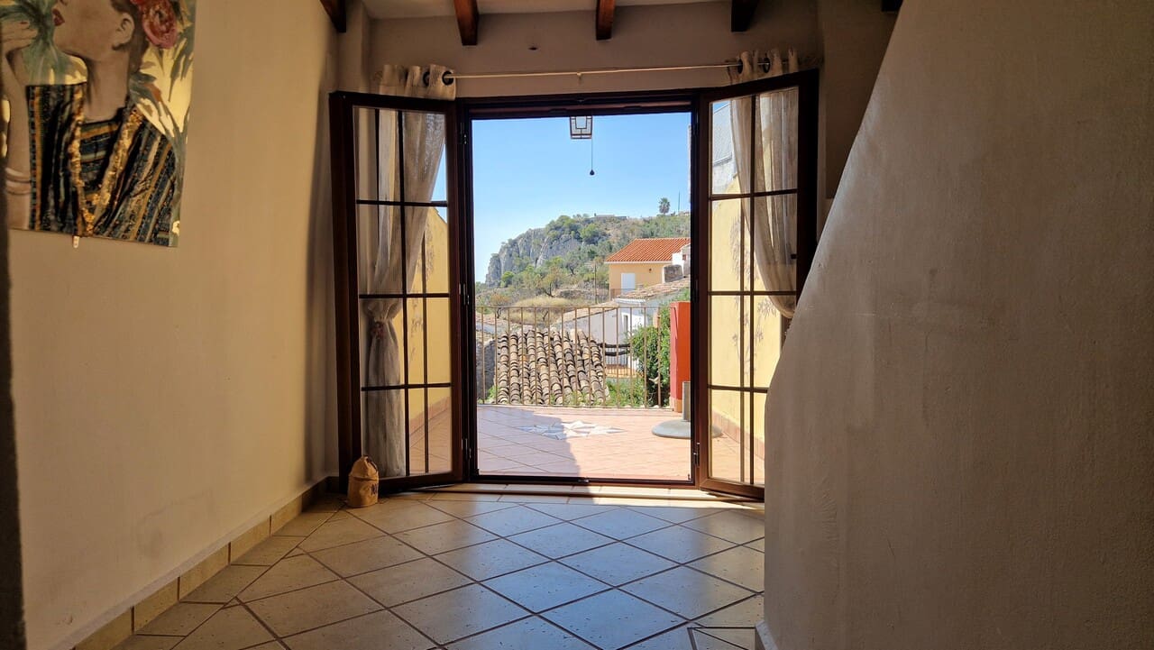 2 quarto Casa em Banda para venda em Tarbena com garagem - 150 000 € (Ref: 9340418)