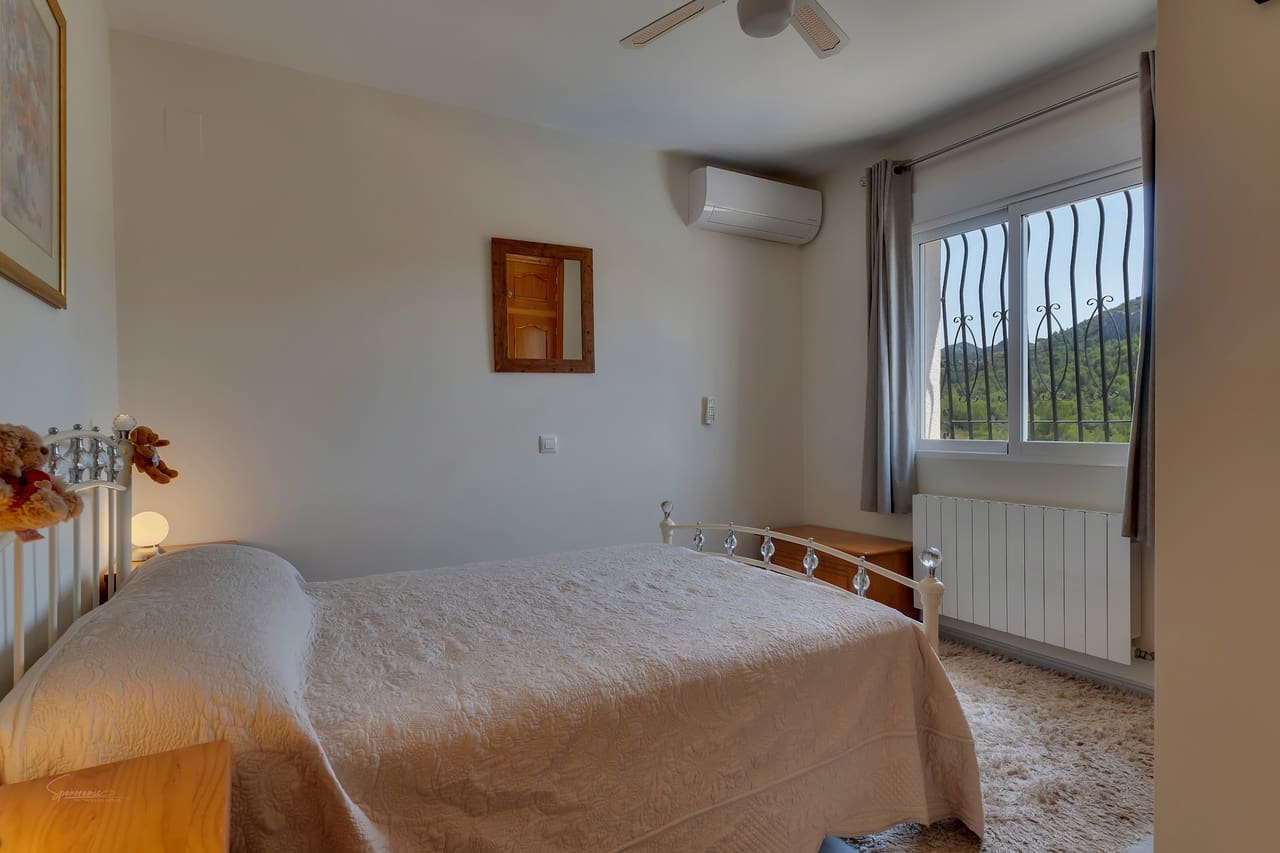 4 sovrum Villa till salu i Alcalali / Alcanali med pool - 475 000 € (Ref: 9340419)