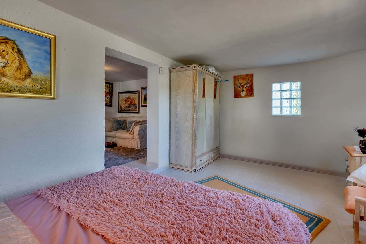 4 sovrum Villa till salu i Orba med pool - 599 000 € (Ref: 9340420)