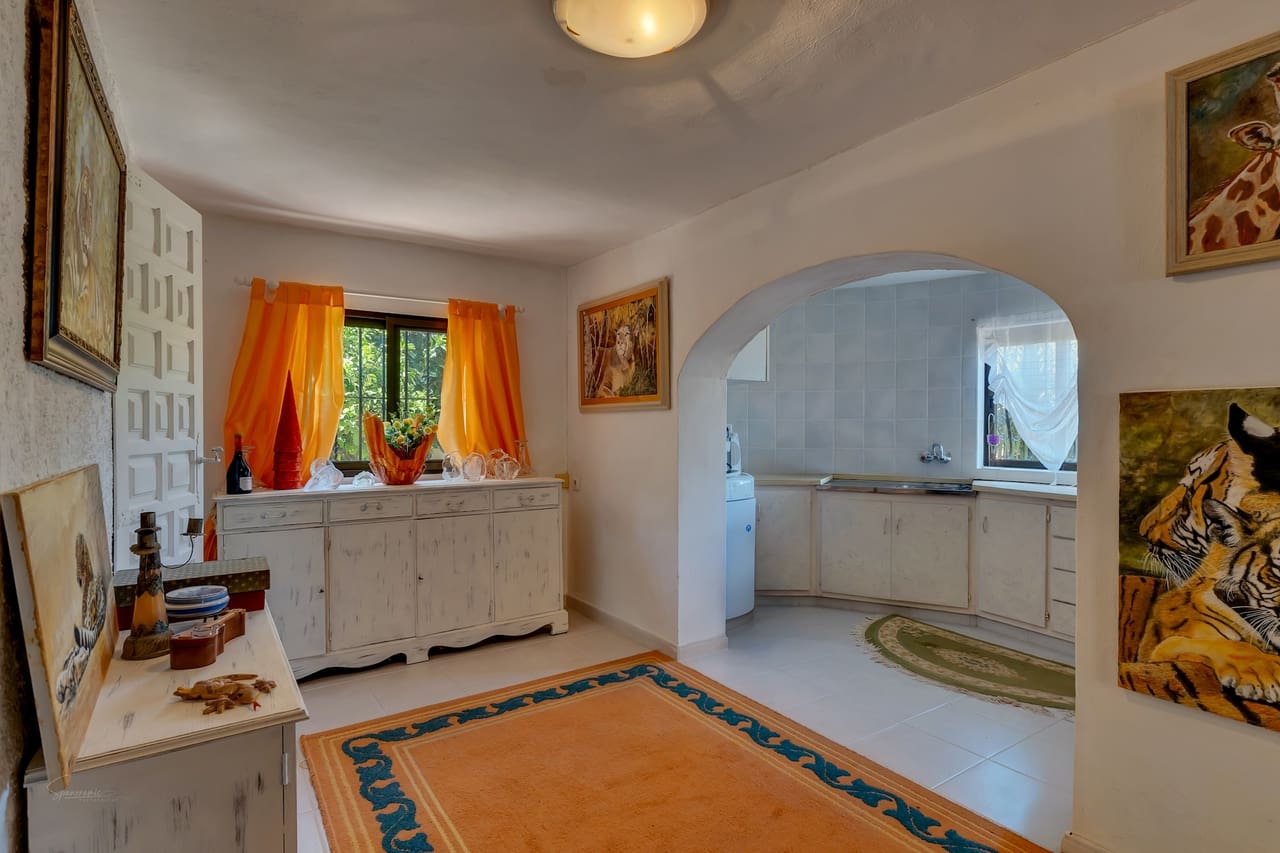 4 sovrum Villa till salu i Orba med pool - 599 000 € (Ref: 9340420)