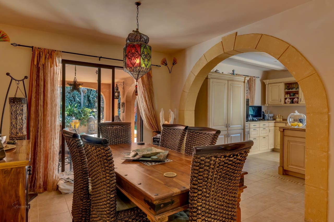 4 sovrum Villa till salu i Orba med pool - 599 000 € (Ref: 9340420)