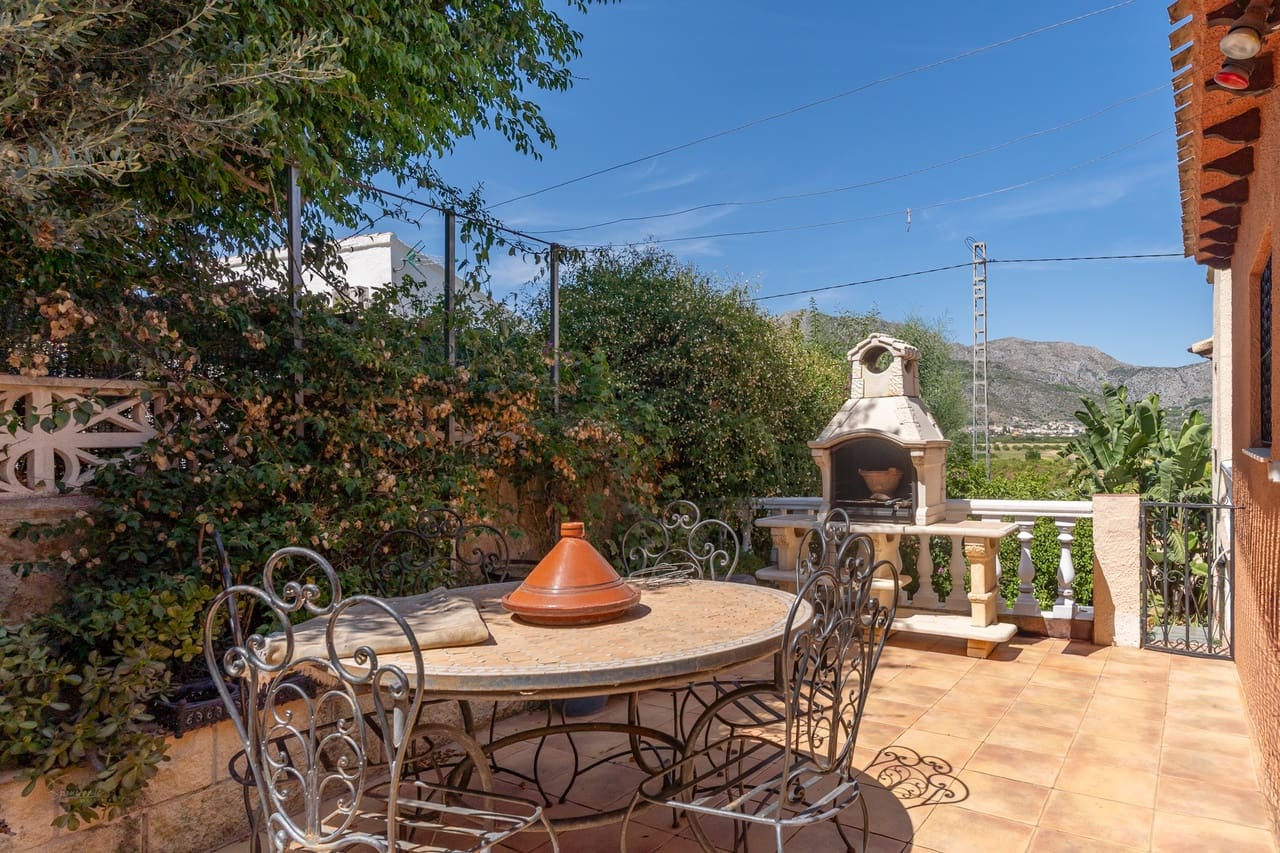 4 sovrum Villa till salu i Orba med pool - 599 000 € (Ref: 9340420)