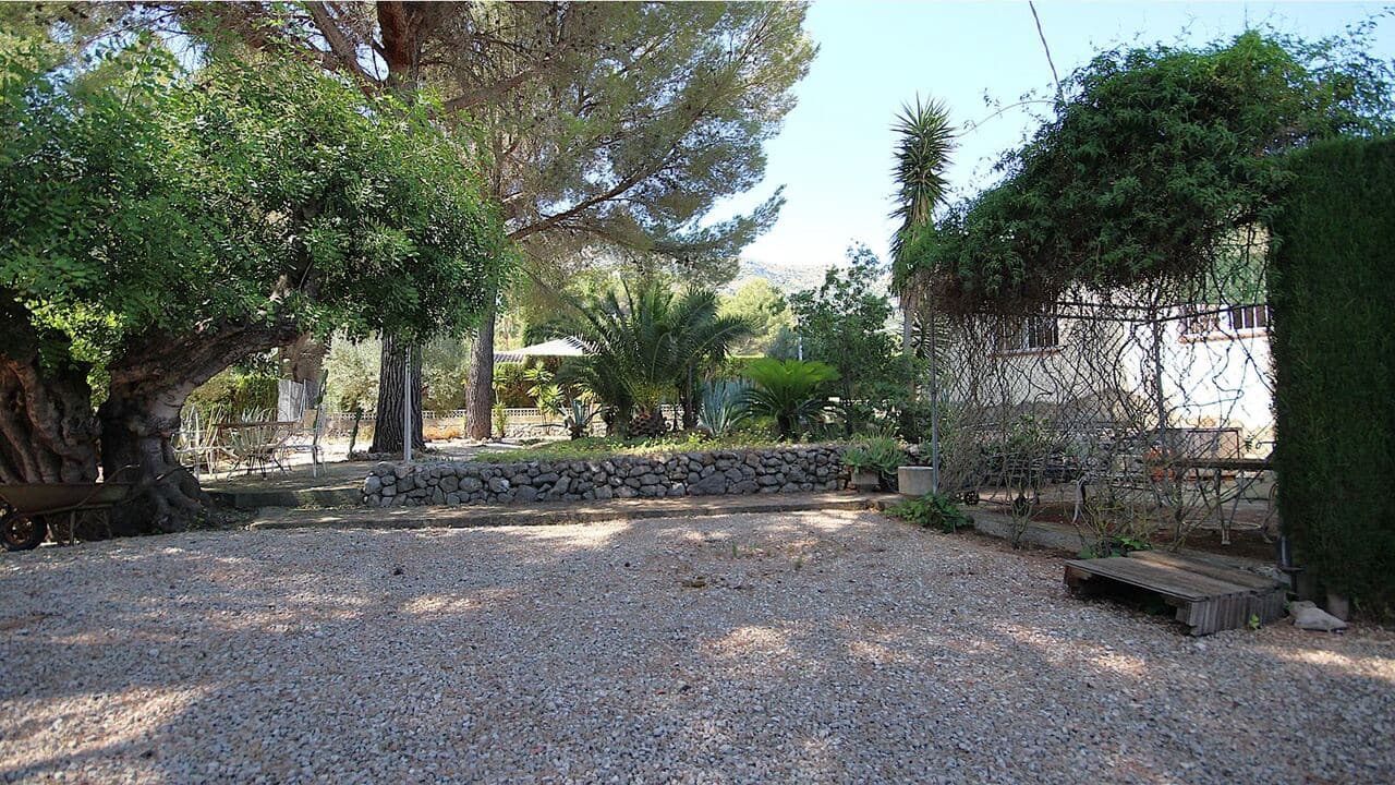 2 bedroom Villa for sale in Parcent with garage - € 230,000 (Ref: 9340421)