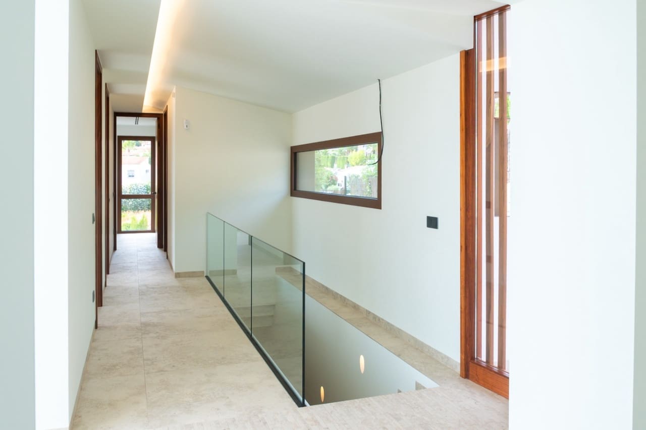 4 makuuhuone Huvila myytävänä paikassa Benissa mukana uima-altaan 
autotalli - 1 370 000 € (Ref: 9340424)