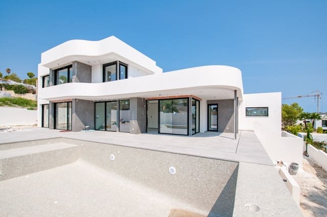 4 soverom Villa til salgs i El Portet - Pla de Mar, Teulada-Moraira med svømmebasseng garasje - € 1 750 000 (Ref: 9340425)