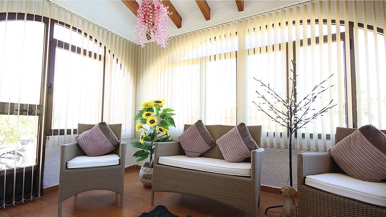 2 sovrum Villa till salu i Orba med pool garage - 375 000 € (Ref: 9340426)