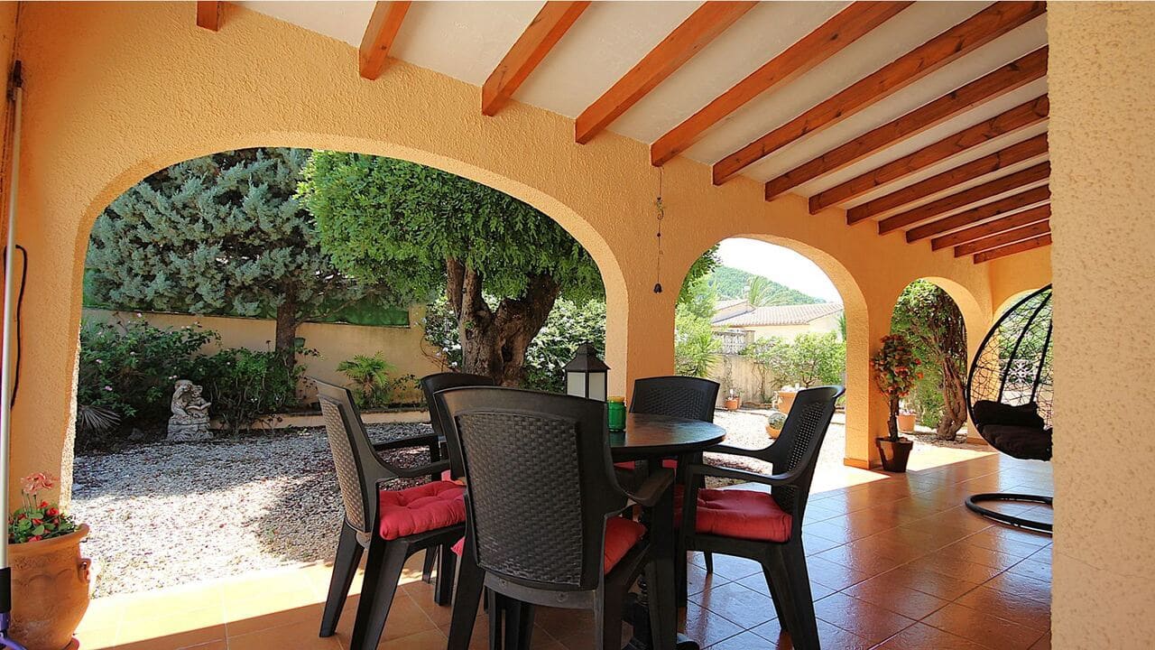 2 sovrum Villa till salu i Orba med pool garage - 375 000 € (Ref: 9340426)