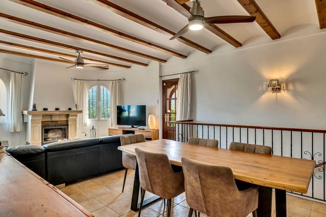 3 bedroom Villa for sale in Benigembla / Benichembla with pool - € 650,000 (Ref: 9340429)