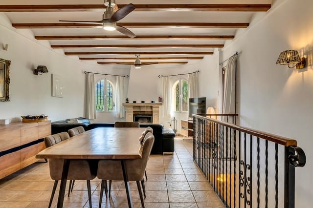 3 bedroom Villa for sale in Benigembla / Benichembla with pool - € 650,000 (Ref: 9340429)