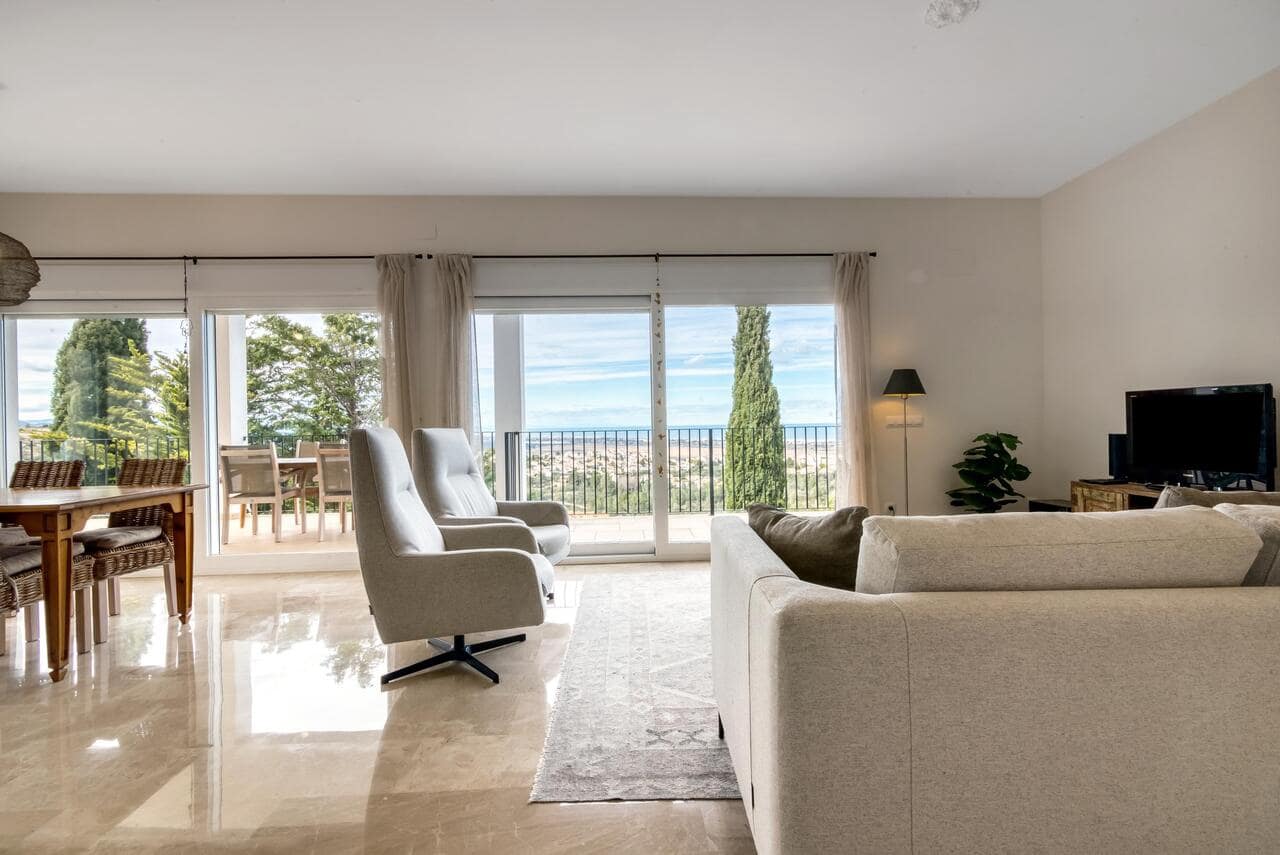 4 bedroom Villa for sale in Rafol de Almunia with pool - € 645,000 (Ref: 9340435)