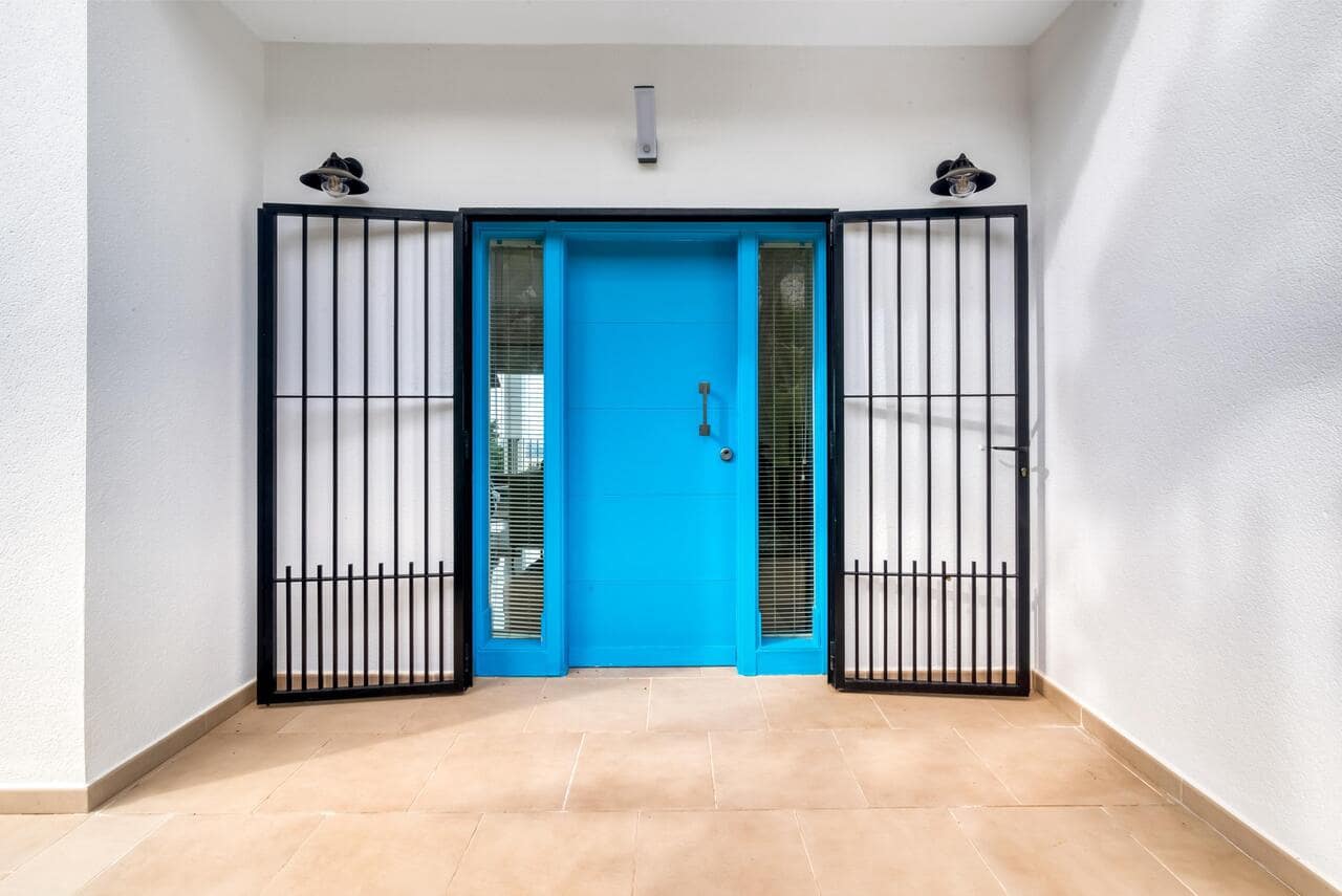 4 bedroom Villa for sale in Rafol de Almunia with pool - € 645,000 (Ref: 9340435)