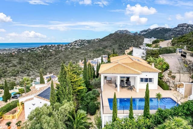 4 soveværelse Villa til salg i Ráfol de Almunia med swimmingpool - € 645.000 (Ref: 9340435)