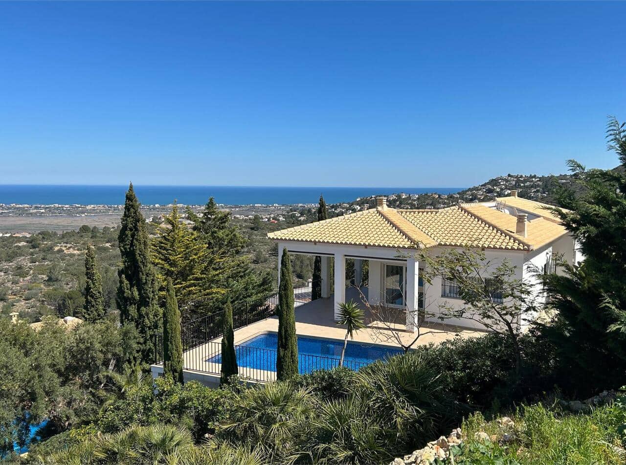 4 bedroom Villa for sale in Rafol de Almunia with pool - € 645,000 (Ref: 9340435)