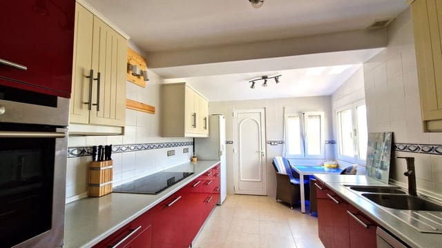 4 soveværelse Villa til salg i L'Atzúvia - € 269.000 (Ref: 9340436)