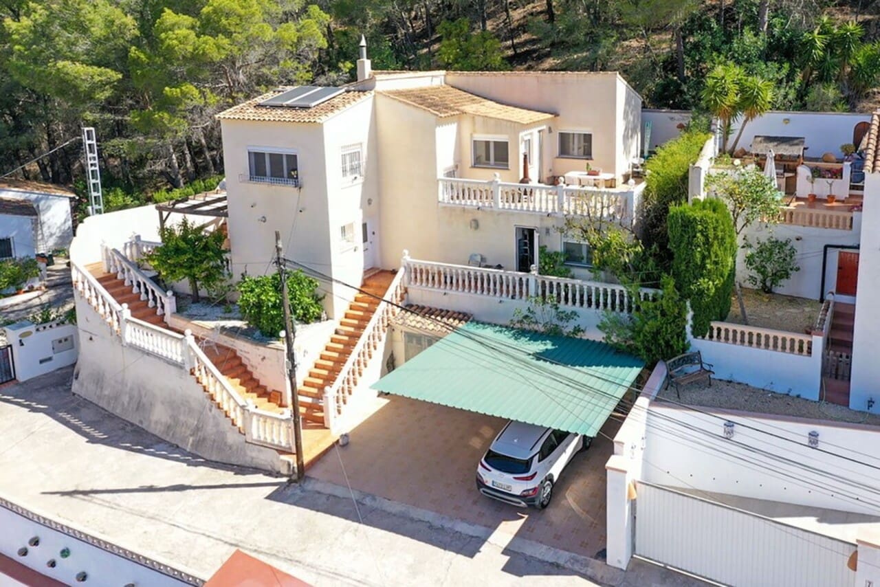 4 soveværelse Villa til salg i L'Atzuvia - € 269.000 (Ref: 9340436)