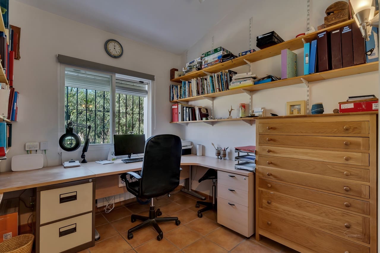 4 soverom Villa til salgs i Jalon / Xalo med svømmebasseng garasje - € 595 000 (Ref: 9343969)